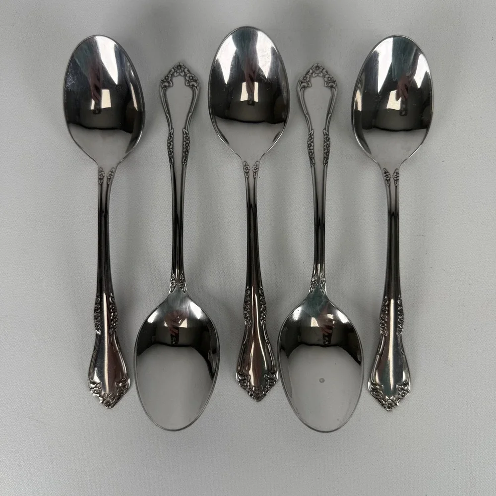5 WM A Rogers Mansfield Amadeus Oneida Deluxe Ltd Stainless Oval Soup Spoons